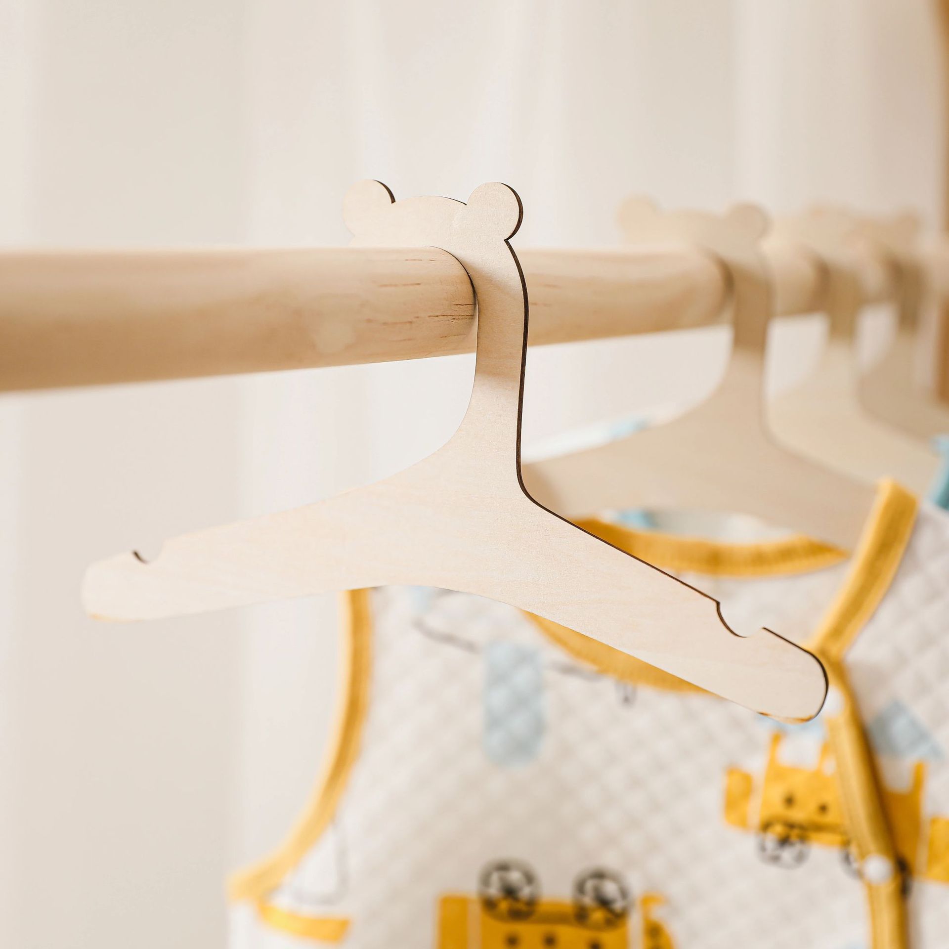 5/10pcs Wooden Baby Hangers Ki - Baby Clothing Hanging Rack review and price